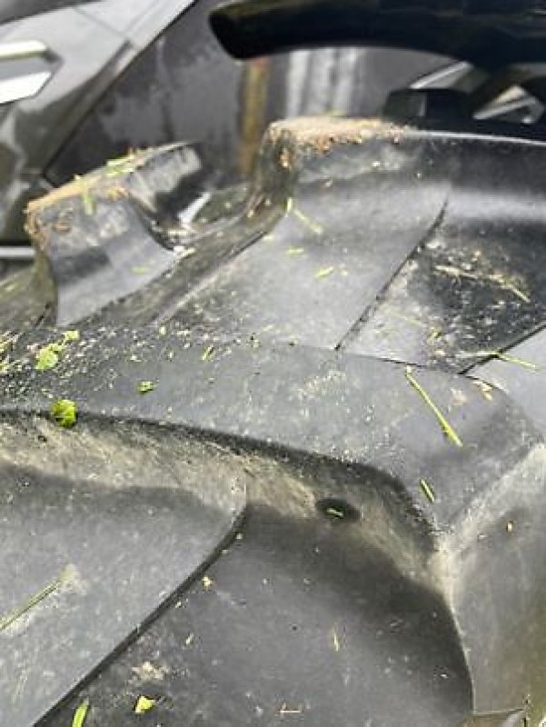 Traktor typu Valtra G125V, Gebrauchtmaschine v Monferran-Savès (Obrázek 9)