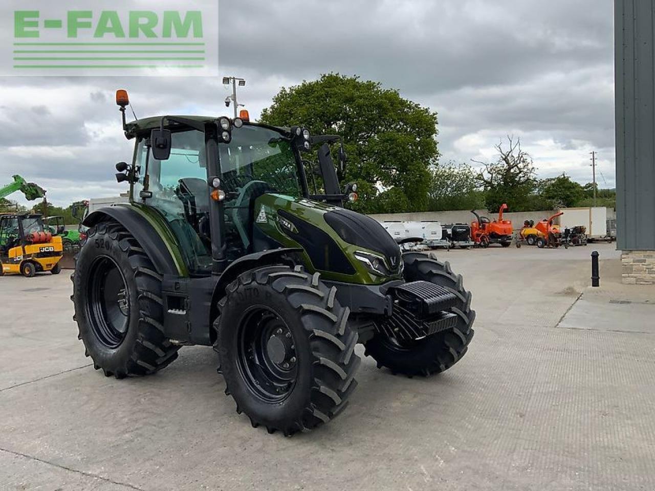 Traktor Türe ait Valtra g135 active tractor (st26596), Gebrauchtmaschine içinde SHAFTESBURY (resim 2)