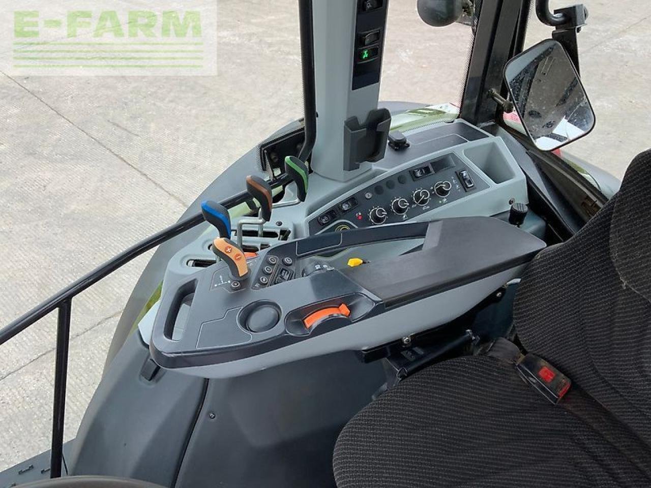 Traktor Türe ait Valtra g135 active tractor (st26596), Gebrauchtmaschine içinde SHAFTESBURY (resim 23)