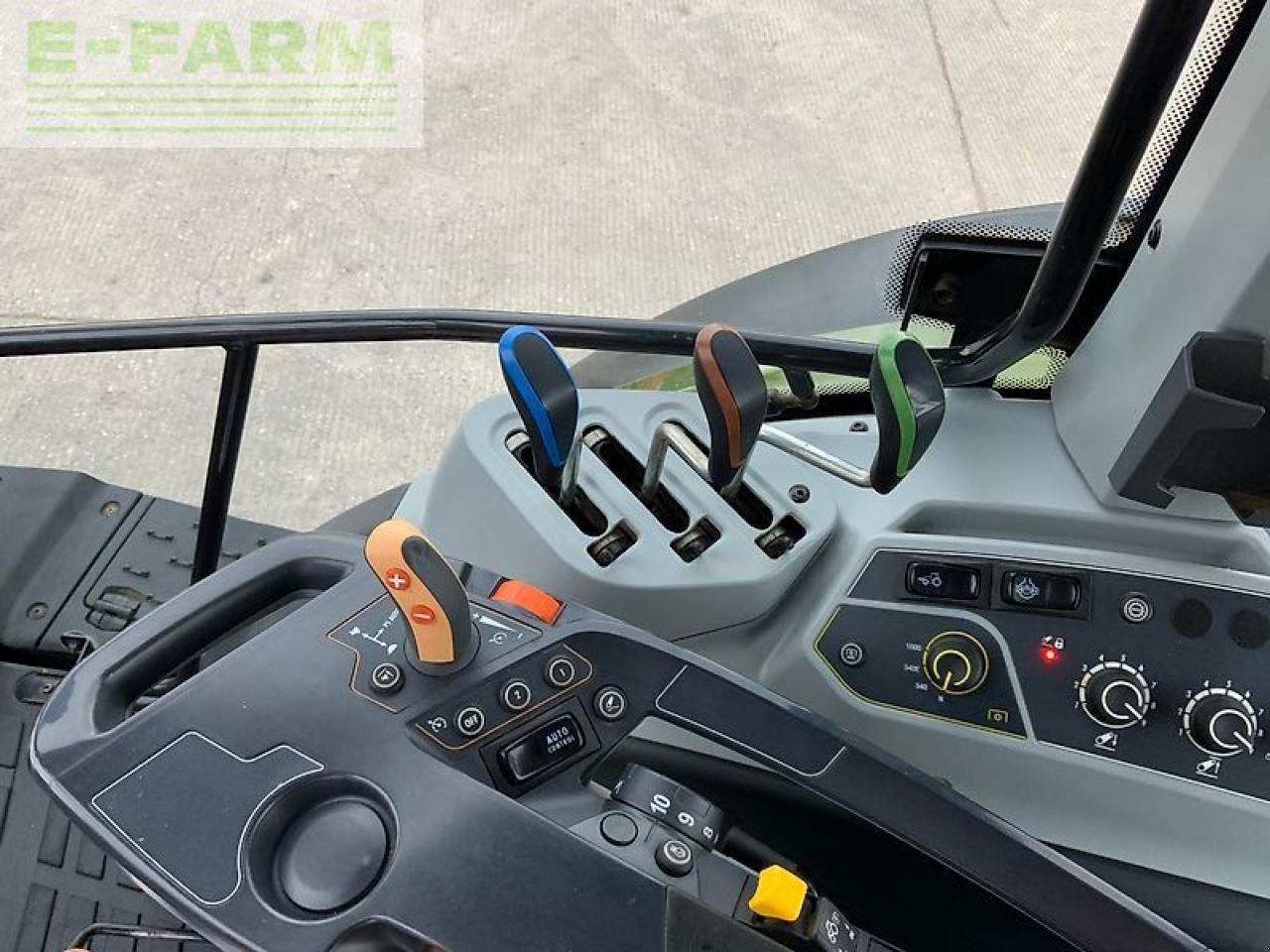 Traktor Türe ait Valtra g135 active tractor (st26596), Gebrauchtmaschine içinde SHAFTESBURY (resim 26)