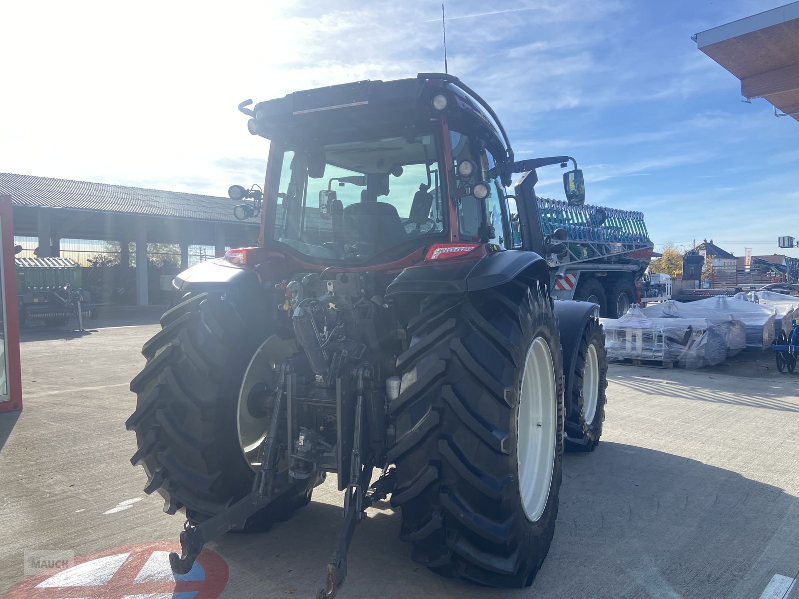Traktor van het type Valtra G135 ACTIVE, Gebrauchtmaschine in Burgkirchen (Foto 7)
