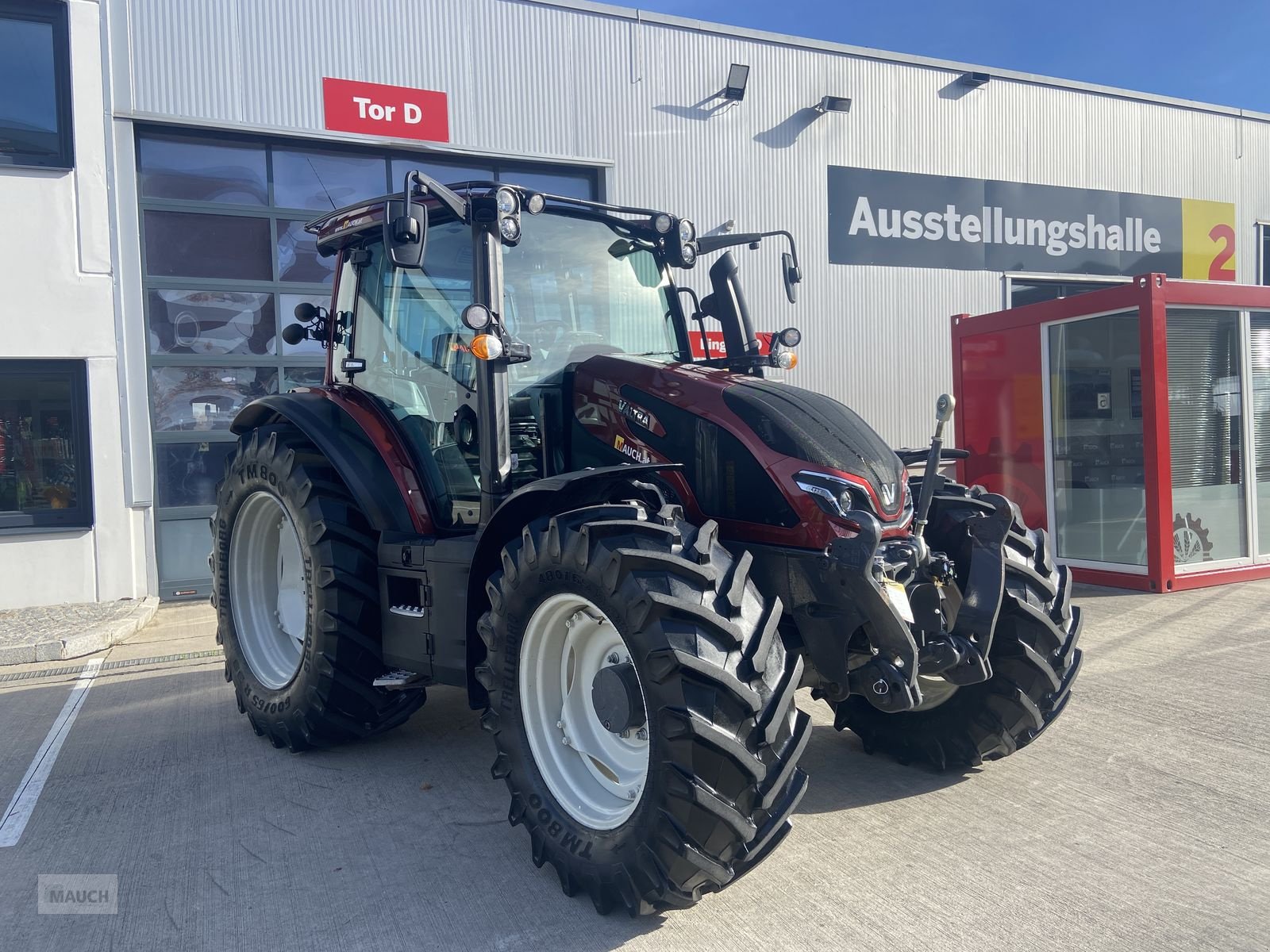 Traktor van het type Valtra G135 ACTIVE, Gebrauchtmaschine in Burgkirchen (Foto 4)