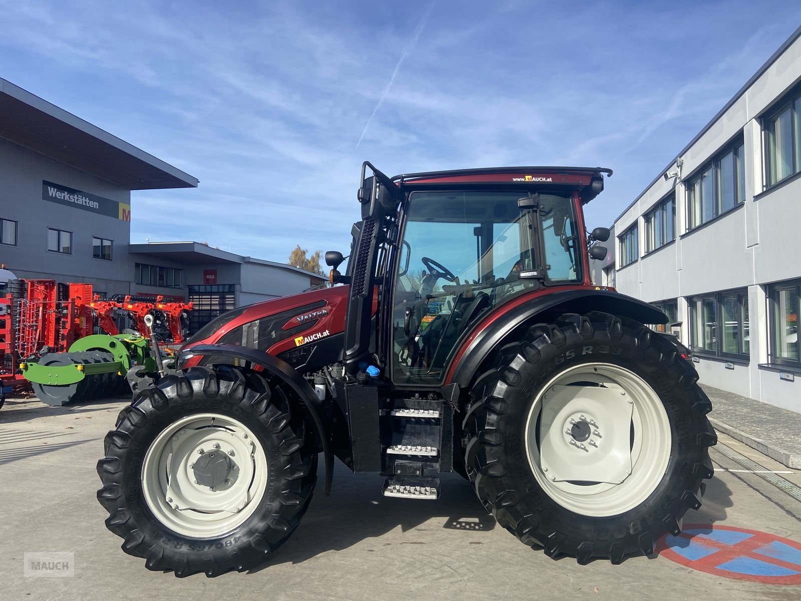Traktor van het type Valtra G135 ACTIVE, Gebrauchtmaschine in Burgkirchen (Foto 10)