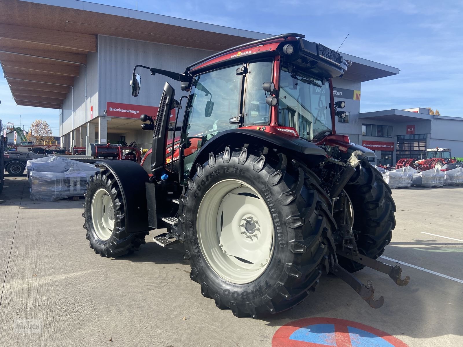 Traktor van het type Valtra G135 ACTIVE, Gebrauchtmaschine in Burgkirchen (Foto 9)