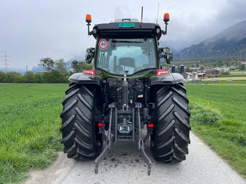 Traktor typu Valtra G135 Versu Traktor, Ausstellungsmaschine w Chur (Zdjęcie 3)