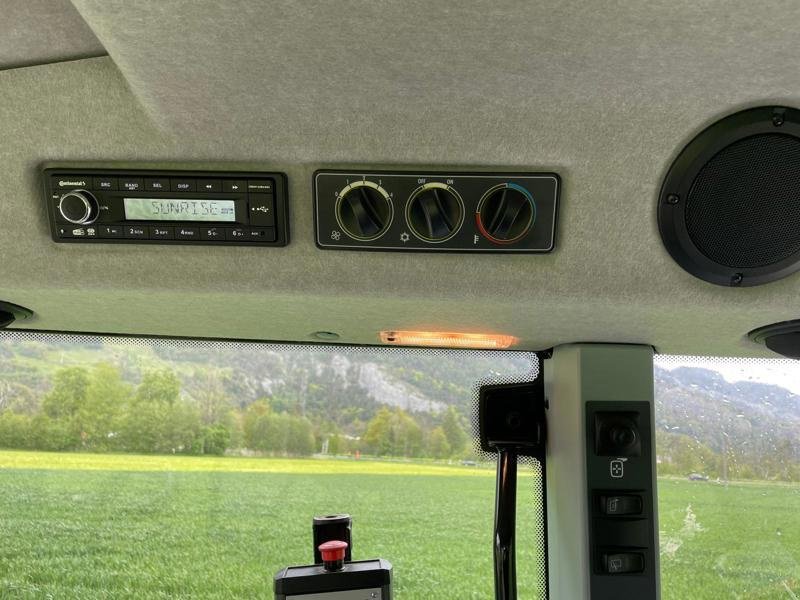 Traktor of the type Valtra G135 Versu Traktor, Ausstellungsmaschine in Chur (Picture 11)