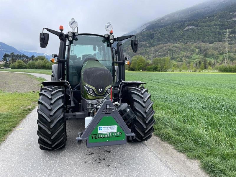 Traktor del tipo Valtra G135 Versu Traktor, Ausstellungsmaschine In Chur (Immagine 2)