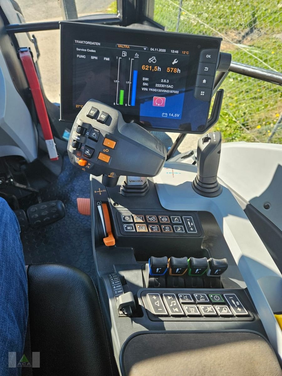 Traktor типа Valtra G135 VERSU, Gebrauchtmaschine в Markt Hartmannsdorf (Фотография 9)
