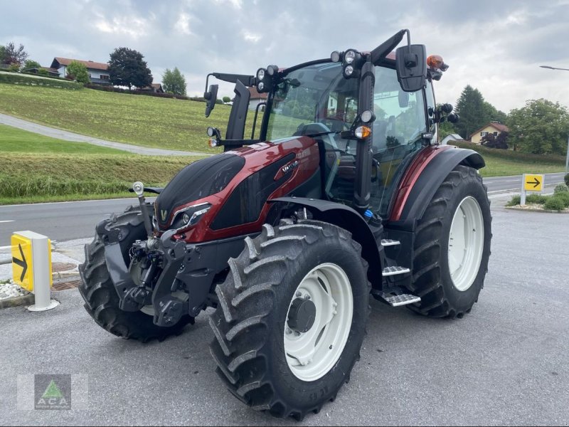 Traktor des Typs Valtra G135 VERSU, Vorführmaschine in Markt Hartmannsdorf (Bild 1)