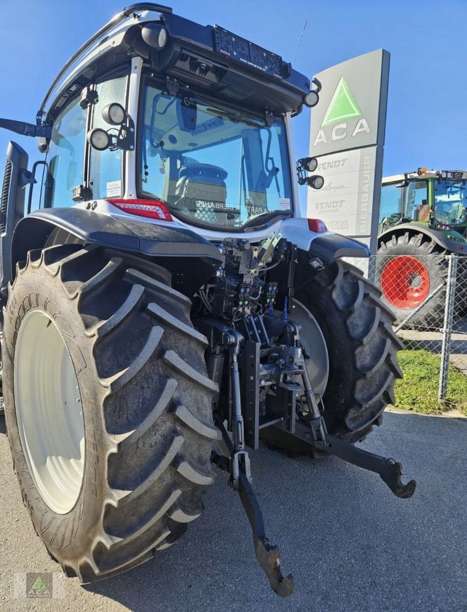 Traktor typu Valtra G135 VERSU, Gebrauchtmaschine w Markt Hartmannsdorf (Zdjęcie 5)