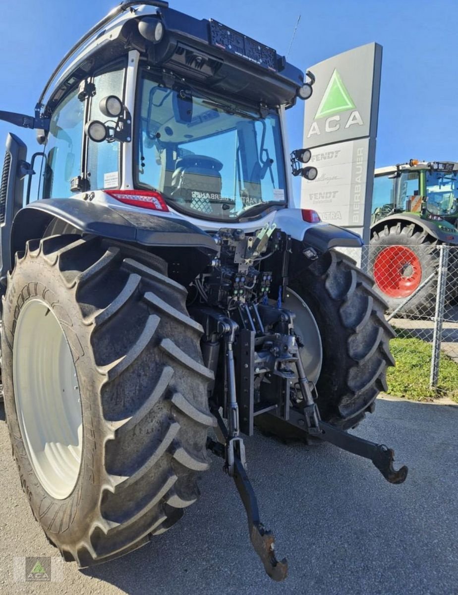 Traktor του τύπου Valtra G135 VERSU, Gebrauchtmaschine σε Markt Hartmannsdorf (Φωτογραφία 4)