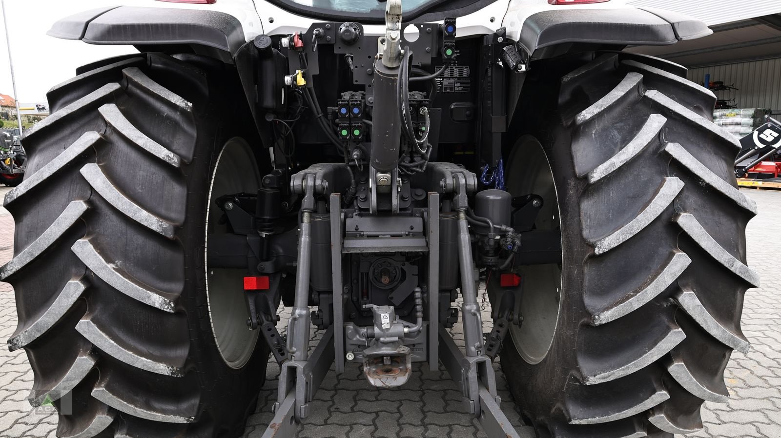 Traktor Türe ait Valtra G135 VERSU, Gebrauchtmaschine içinde Markt Hartmannsdorf (resim 7)