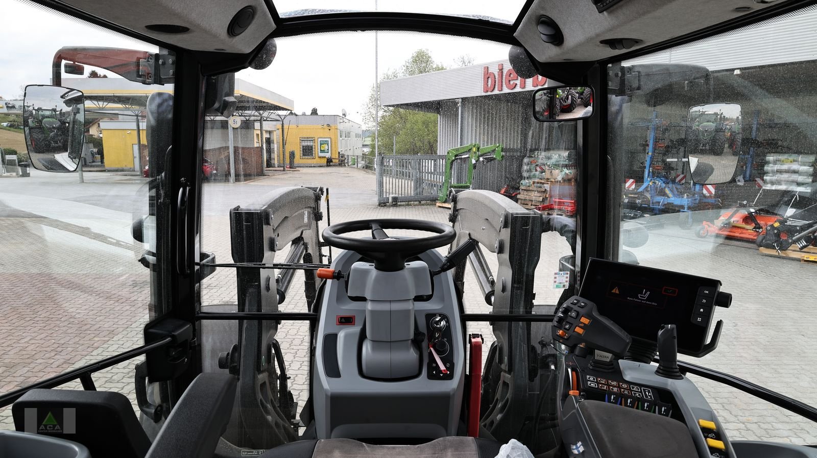 Traktor Türe ait Valtra G135 VERSU, Gebrauchtmaschine içinde Markt Hartmannsdorf (resim 22)