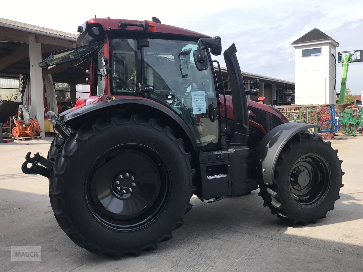 Traktor typu Valtra G135 VERSU, Neumaschine w Burgkirchen (Zdjęcie 8)