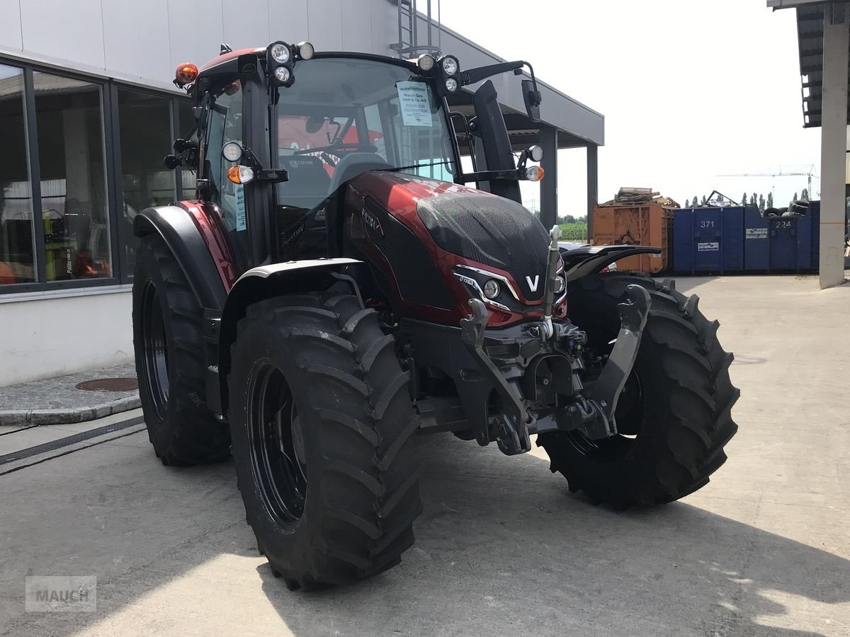Traktor typu Valtra G135 VERSU, Neumaschine w Burgkirchen (Zdjęcie 10)