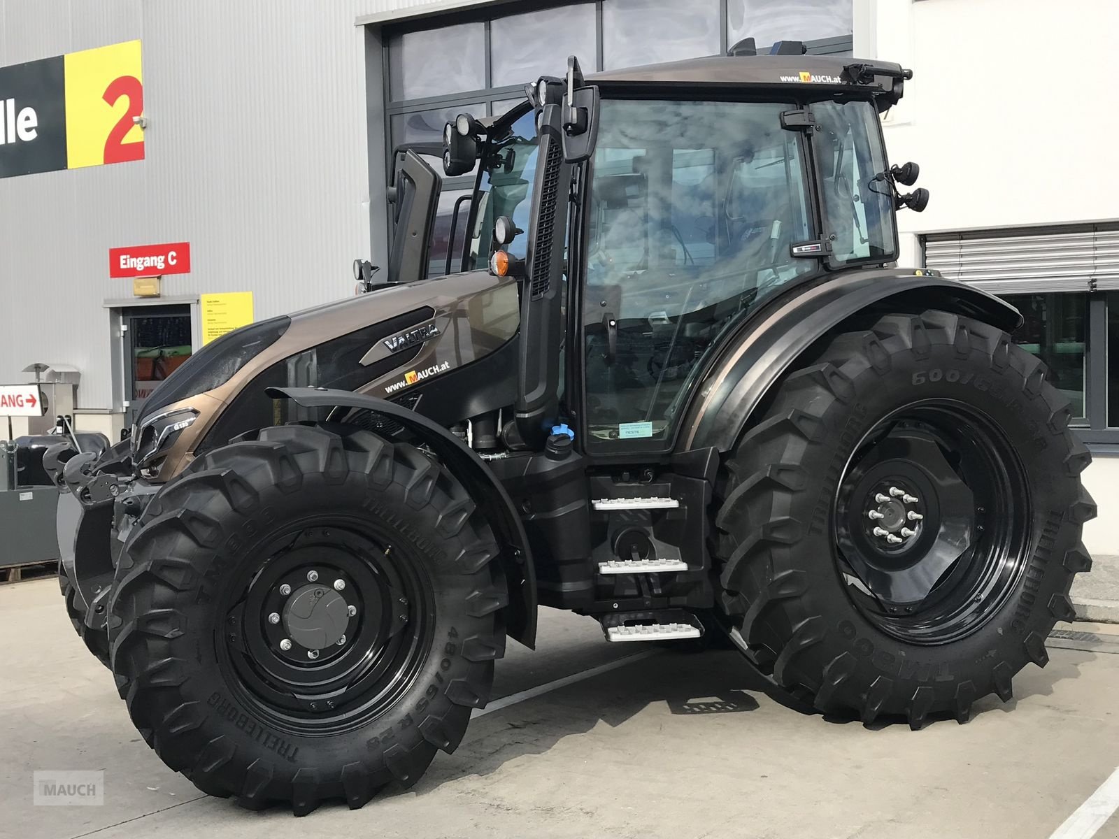 Traktor του τύπου Valtra G135 VERSU, Neumaschine σε Burgkirchen (Φωτογραφία 2)