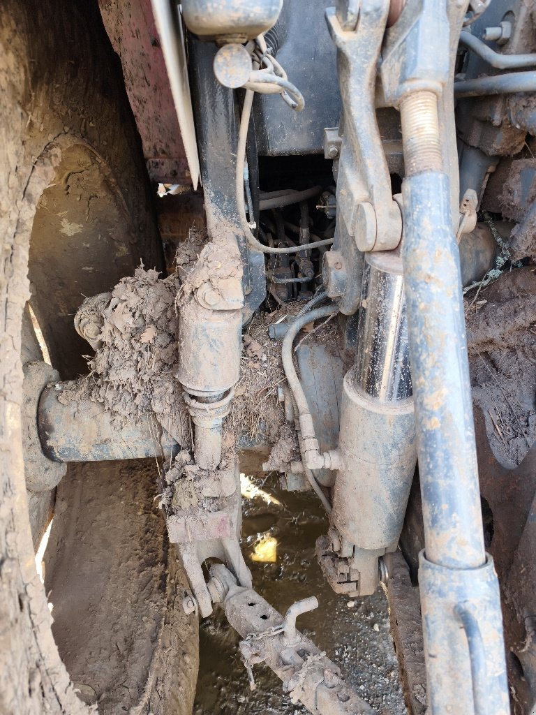 Traktor des Typs Valtra G135, Gebrauchtmaschine in LABASTIDE MURAT (Bild 9)