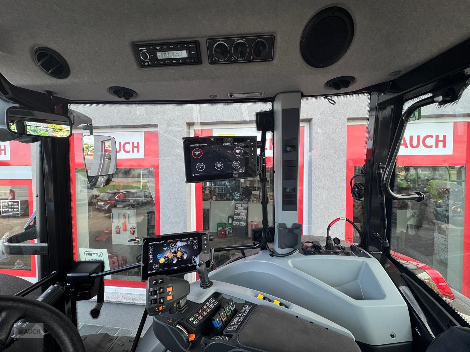 Traktor типа Valtra G135, Neumaschine в Burgkirchen (Фотография 10)