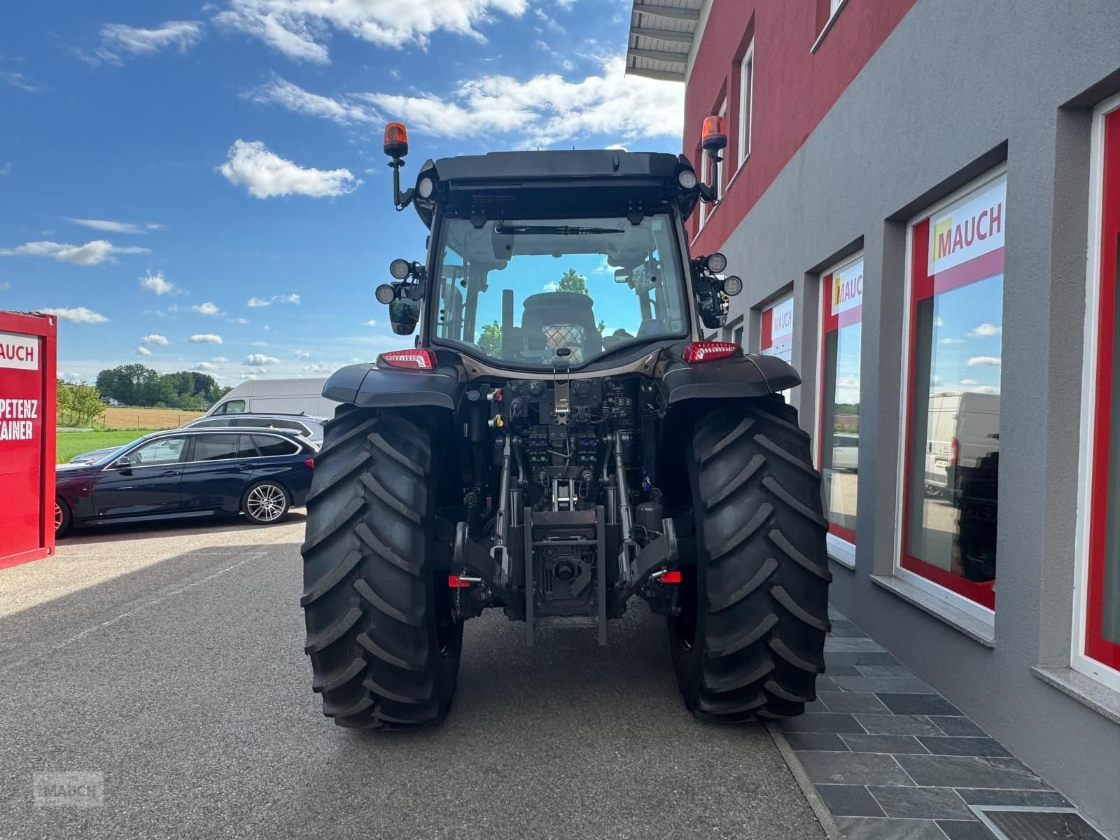 Traktor типа Valtra G135, Neumaschine в Burgkirchen (Фотография 2)