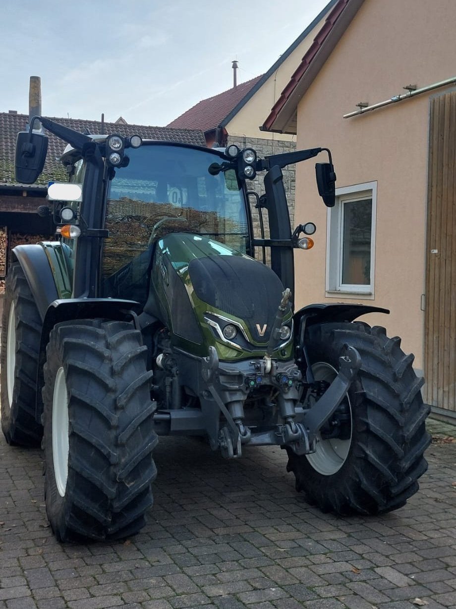 Traktor typu Valtra G135, Gebrauchtmaschine v Gnodstadt (Obrázek 7)
