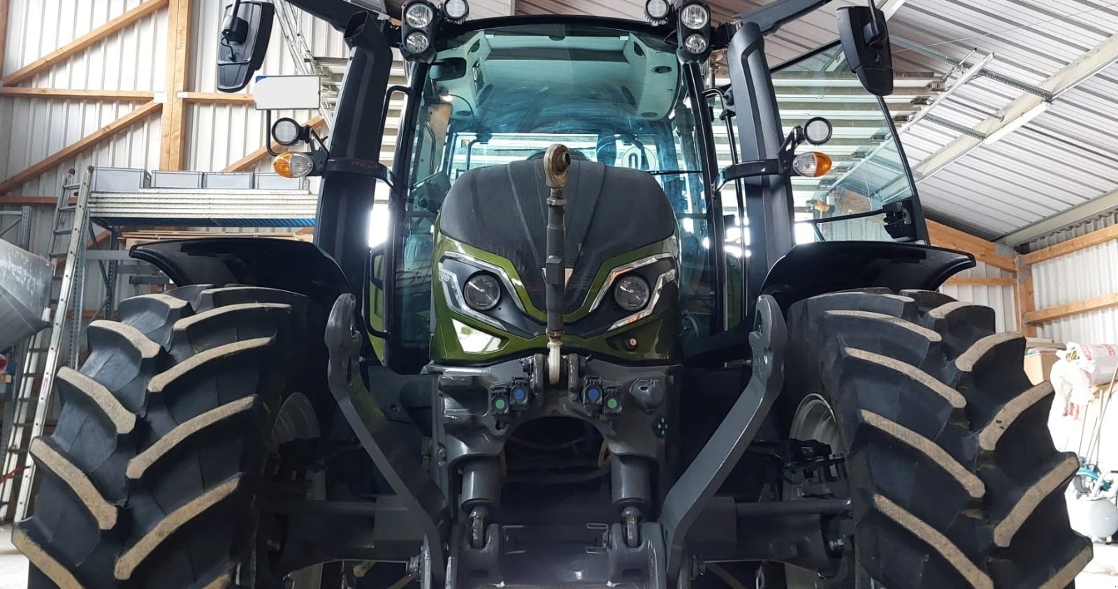 Traktor typu Valtra G135, Gebrauchtmaschine v Gnodstadt (Obrázek 8)