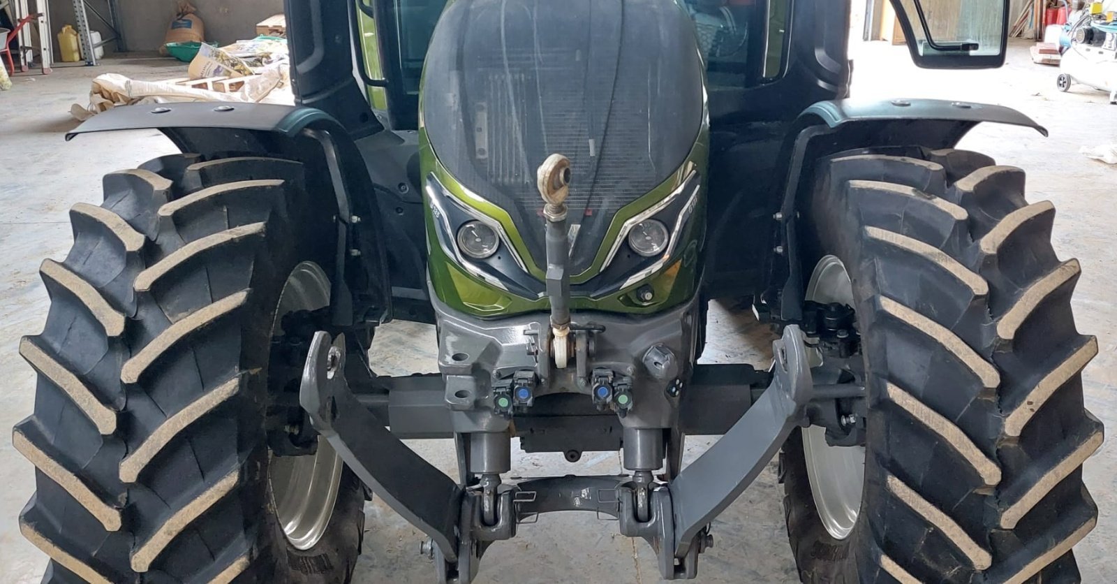 Traktor typu Valtra G135, Gebrauchtmaschine v Gnodstadt (Obrázek 9)