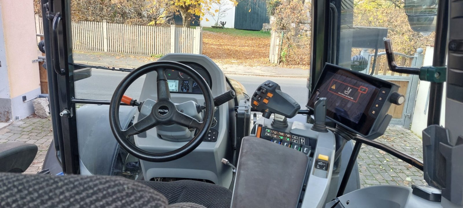 Traktor typu Valtra G135, Gebrauchtmaschine v Gnodstadt (Obrázek 18)