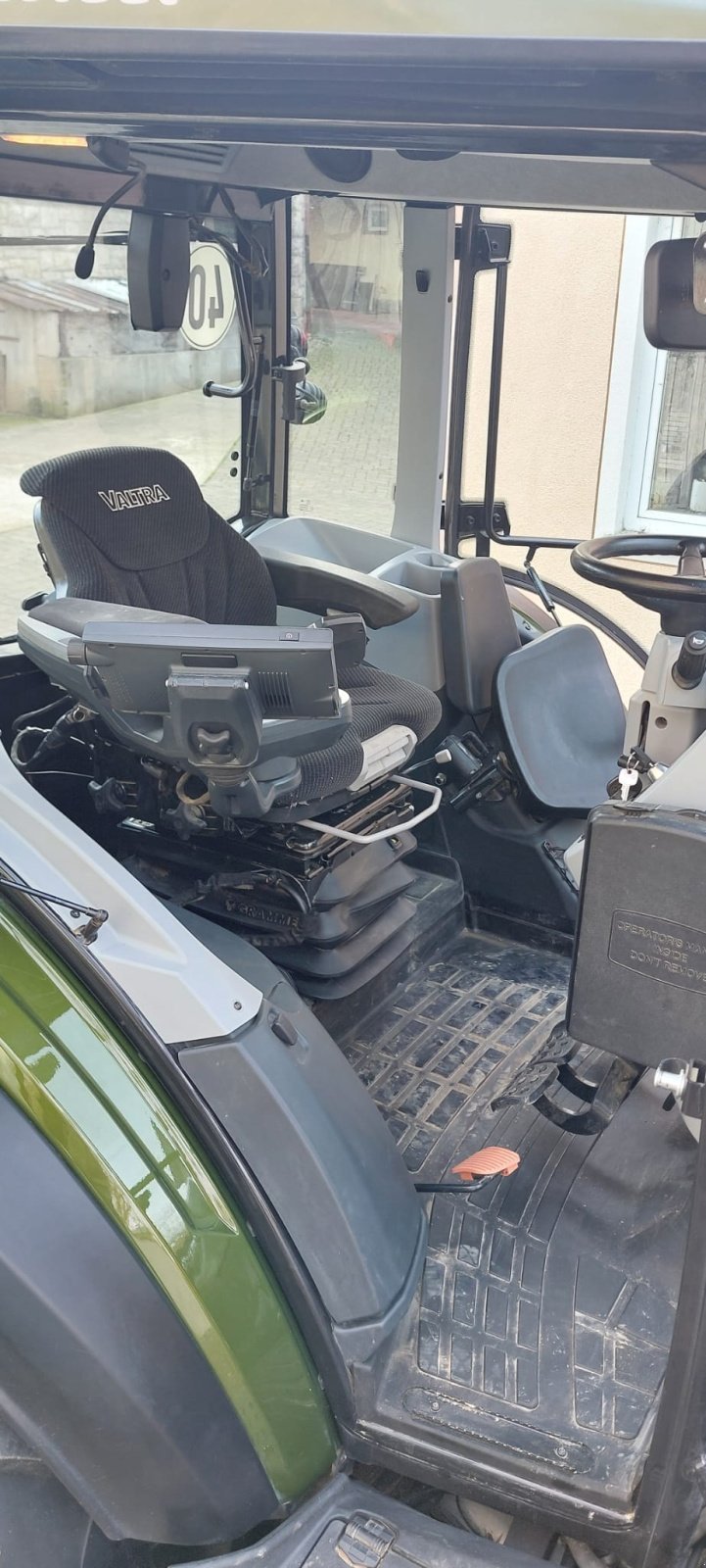 Traktor typu Valtra G135, Gebrauchtmaschine v Gnodstadt (Obrázek 20)