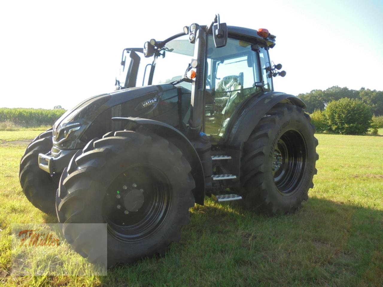 Traktor za tip Valtra G135A BLACK EDITION, Neumaschine u Taaken (Slika 7)
