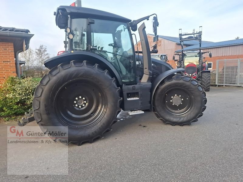 Traktor типа Valtra G135A, Neumaschine в St. Michaelisdonn (Фотография 5)