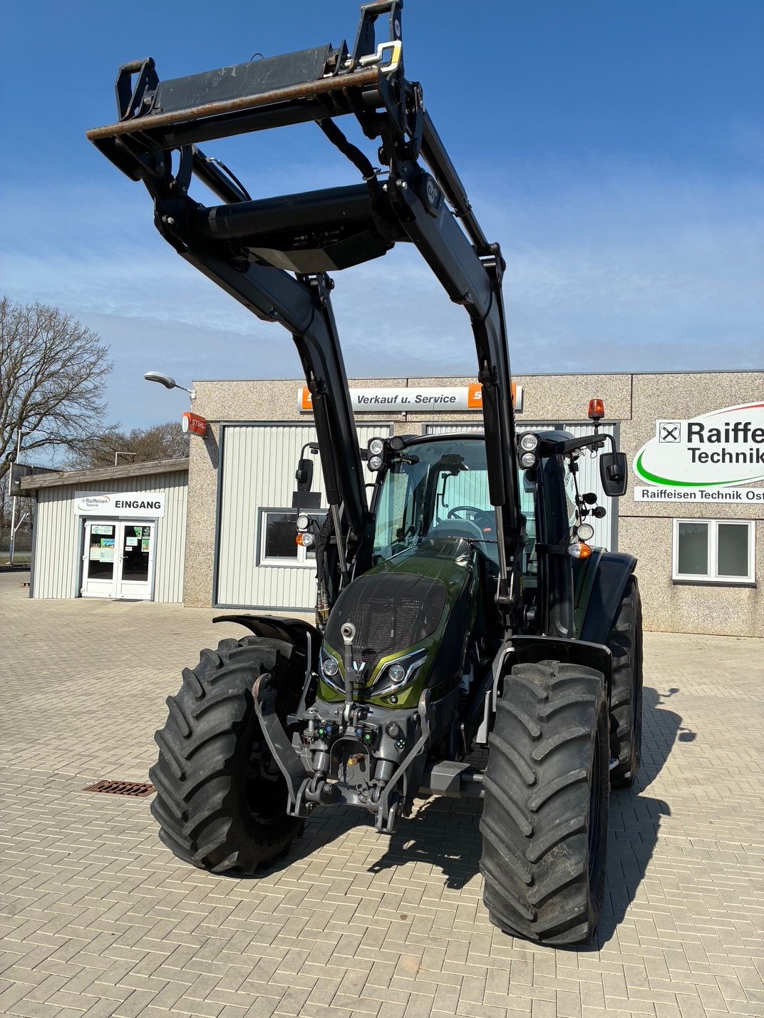 Traktor типа Valtra G135A, Gebrauchtmaschine в Sterup (Фотография 2)