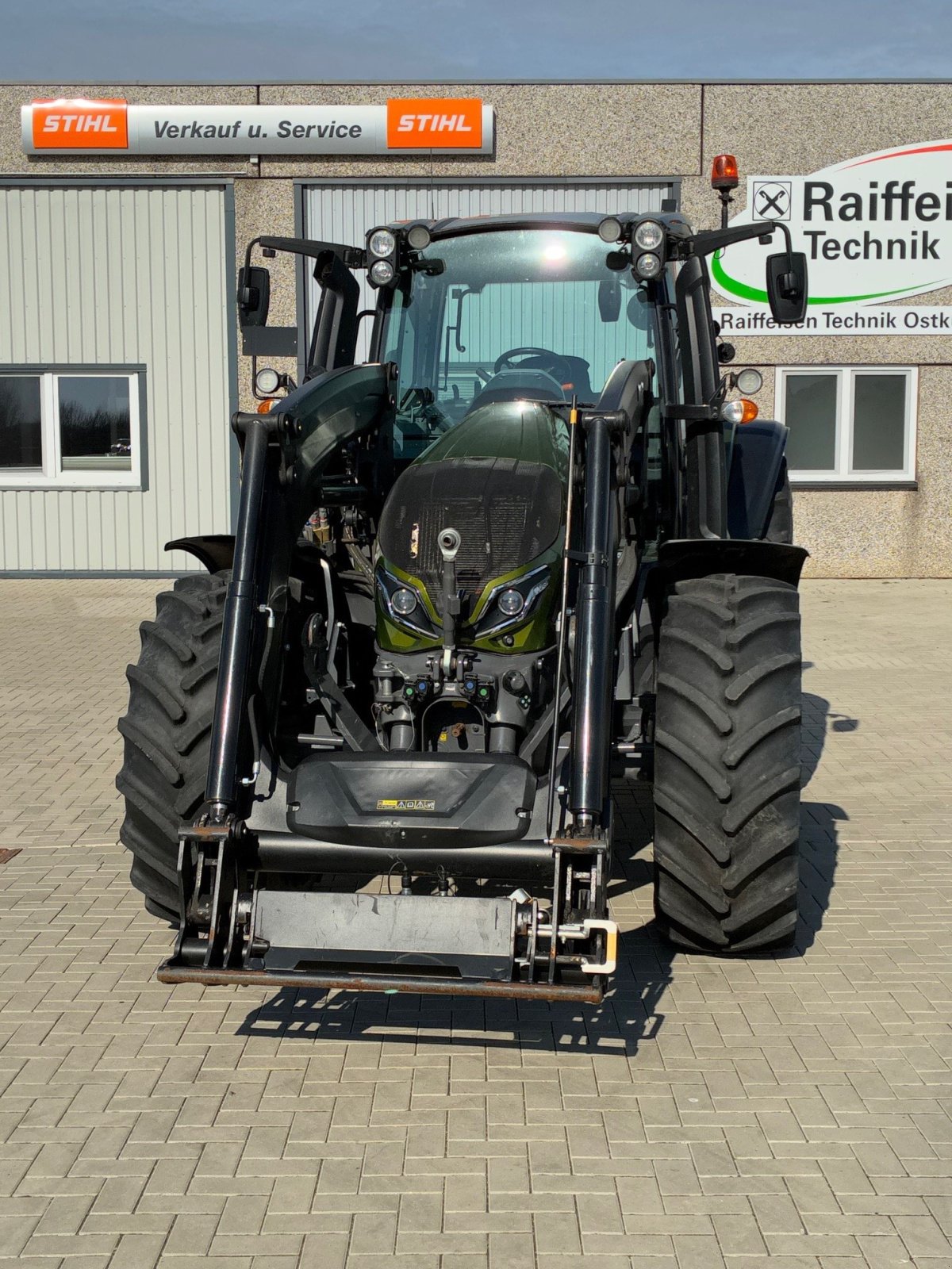 Traktor типа Valtra G135A, Gebrauchtmaschine в Sterup (Фотография 4)