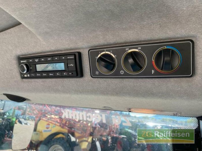 Traktor типа Valtra G135V 1B9, Gebrauchtmaschine в Bühl (Фотография 19)