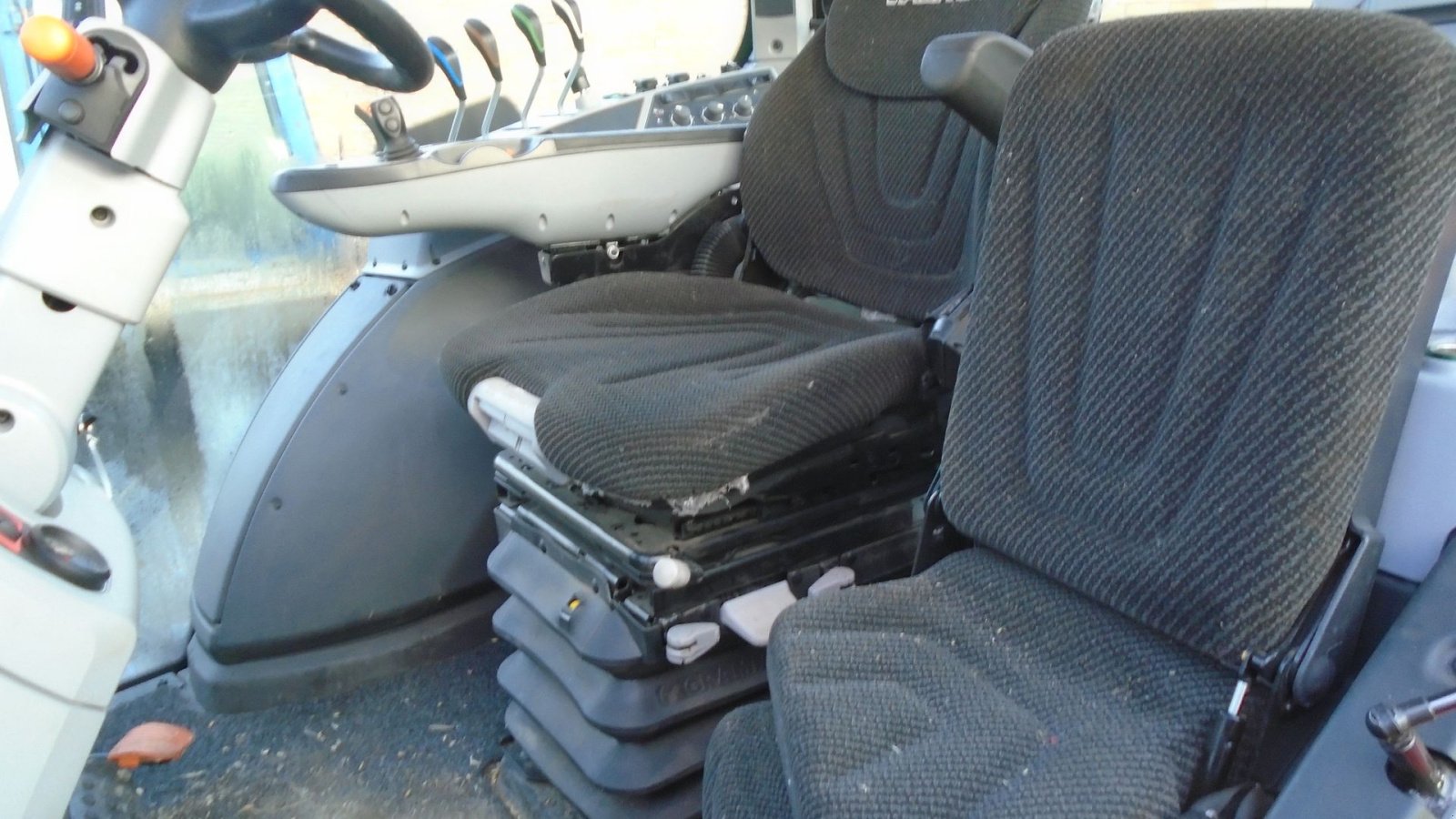 Traktor typu Valtra Kun kørt 1130 Timer, Gebrauchtmaschine v Viborg (Obrázek 6)