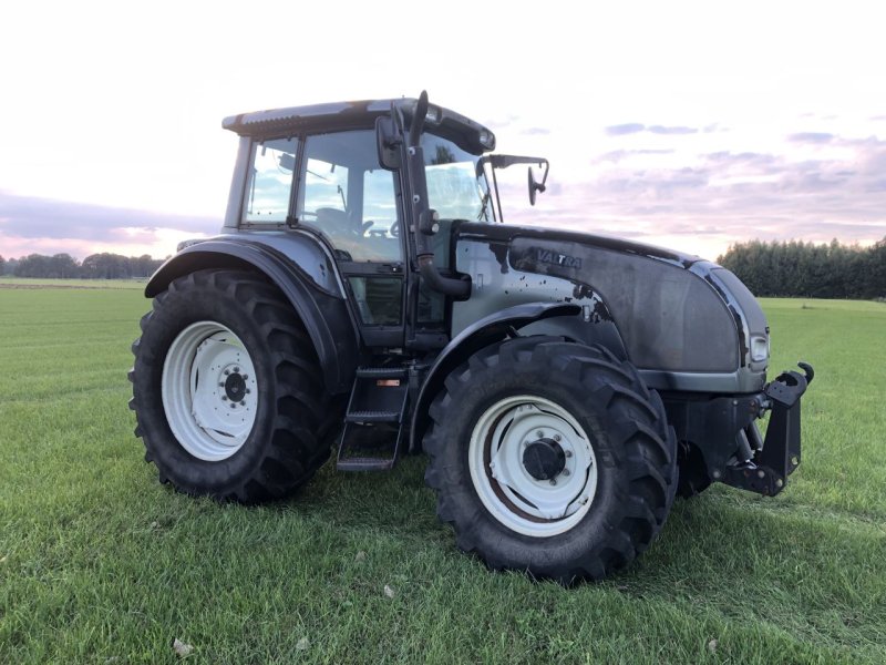 Traktor typu Valtra M120, Gebrauchtmaschine v Nieuw Heeten (Obrázek 1)