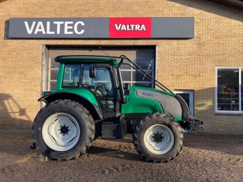 Traktor типа Valtra M150, Gebrauchtmaschine в Egtved (Фотография 1)