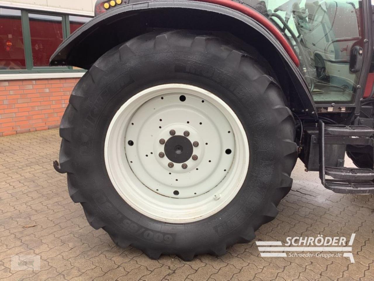 Traktor от тип Valtra N 101, Gebrauchtmaschine в Völkersen (Снимка 17)