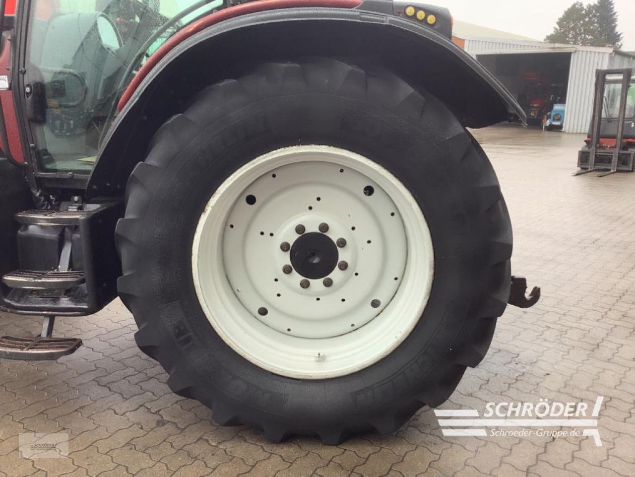 Traktor от тип Valtra N 101, Gebrauchtmaschine в Völkersen (Снимка 20)