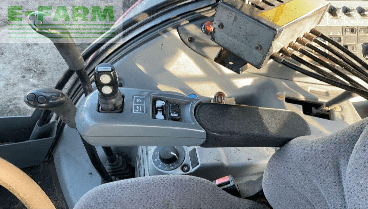 Traktor Türe ait Valtra n 103, Gebrauchtmaschine içinde PLOUIGNEAU (resim 2)