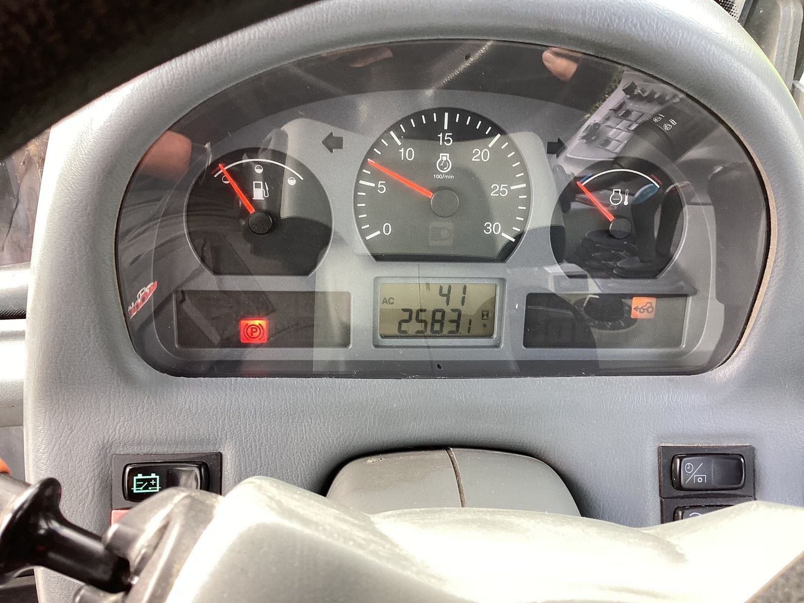 Traktor a típus Valtra N 103.4 HiTech5, Gebrauchtmaschine ekkor: Bezau (Kép 14)