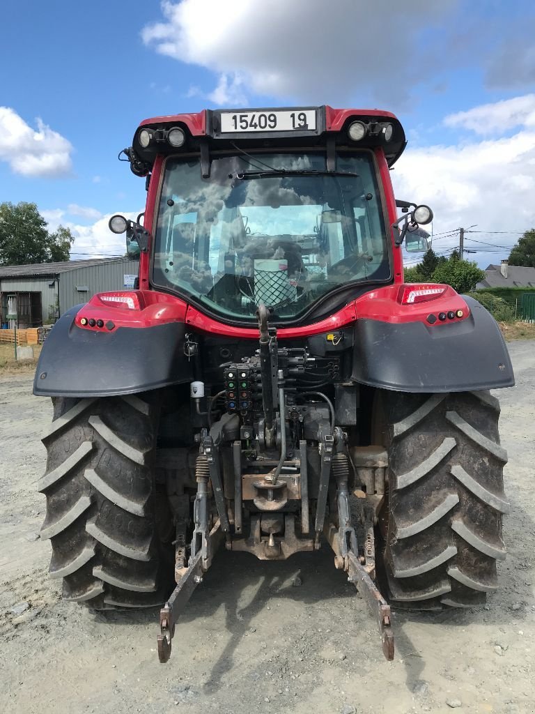 Traktor του τύπου Valtra N 104 HITECH, Gebrauchtmaschine σε UZERCHE (Φωτογραφία 5)