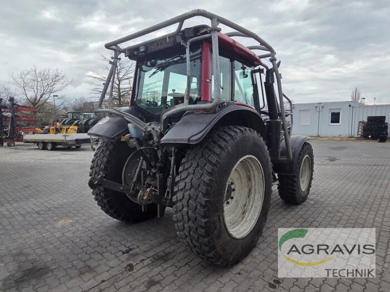 Traktor des Typs Valtra N 113 H3, Gebrauchtmaschine in Calbe / Saale (Bild 5)