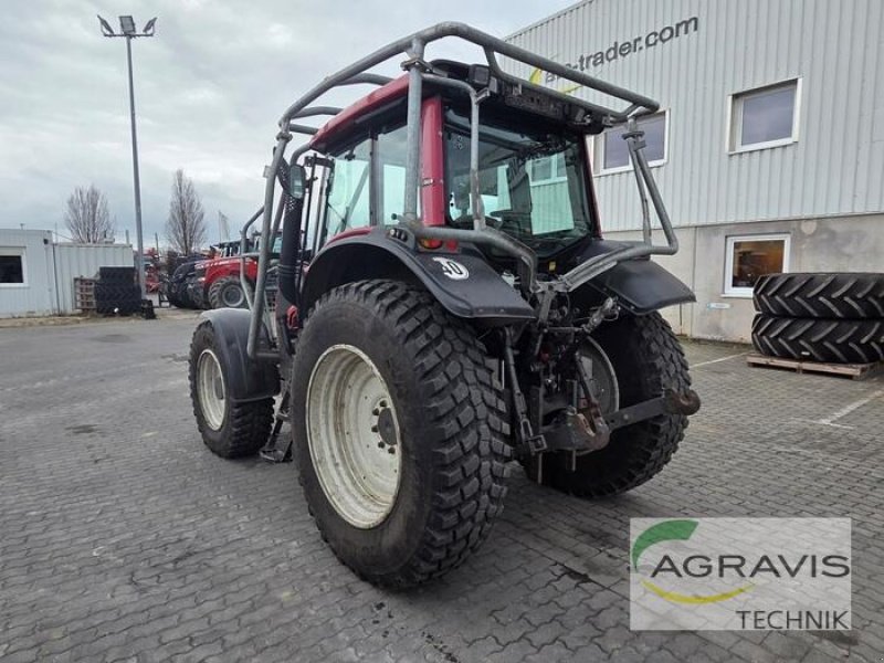 Traktor des Typs Valtra N 113 H3, Gebrauchtmaschine in Calbe / Saale (Bild 3)