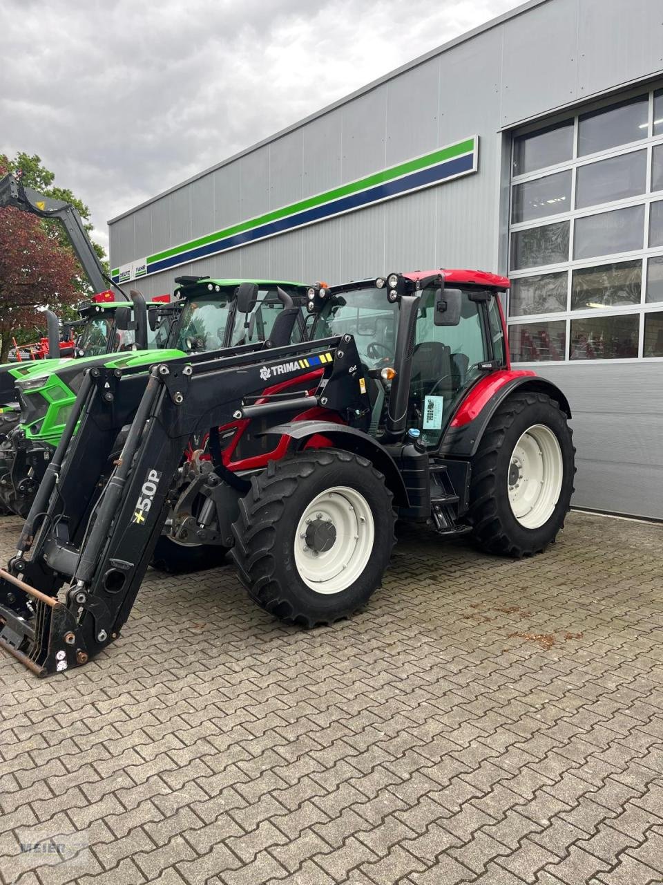 Traktor от тип Valtra N 114 Hightec, Gebrauchtmaschine в Delbrück (Снимка 1)