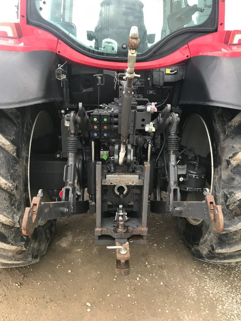 Traktor tipa Valtra N 114 HITECH, Gebrauchtmaschine u MORLHON LE HAUT (Slika 8)