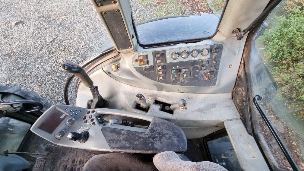 Traktor of the type Valtra N 121, Gebrauchtmaschine in Savigny sur Braye (Picture 5)