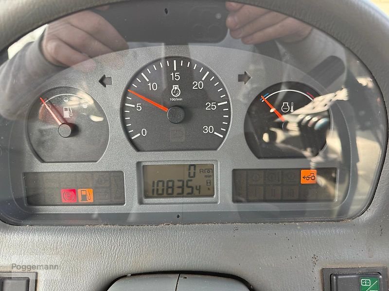 Traktor typu Valtra N 121, Gebrauchtmaschine w Bad Iburg - Sentrup (Zdjęcie 10)