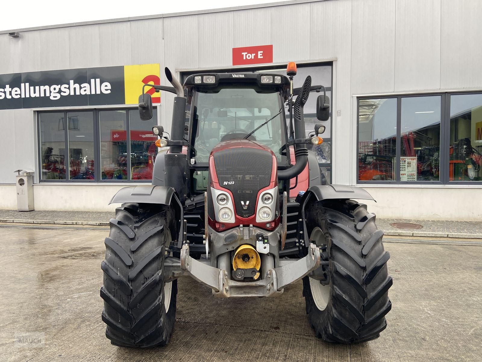 Traktor tipa Valtra N 123 Direct, Gebrauchtmaschine u Burgkirchen (Slika 2)