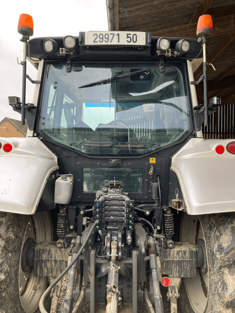 Traktor typu Valtra N 123, Gebrauchtmaschine v ISIGNY-LE-BUAT (Obrázek 3)