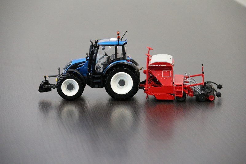 Traktor des Typs Valtra N 134-174, Gebrauchtmaschine in Schaffhausen (Bild 4)